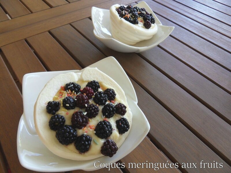 coques meringuées aux fruits