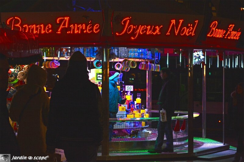 Marchés de Noël à Paris sur les Champs Élysées