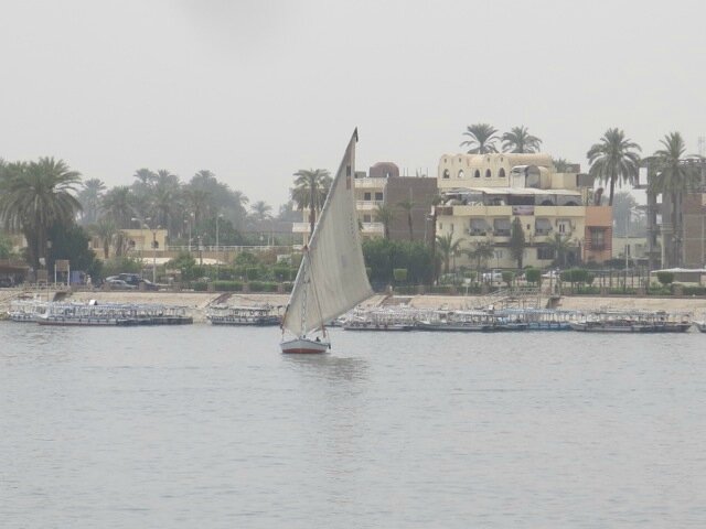 6 sur le Nil
