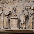 Le 25 décembre 498 <b>Clovis</b> roi des Francs est baptisé avec 3000 guerriers à Reims par l'évêque Saint-Remi.