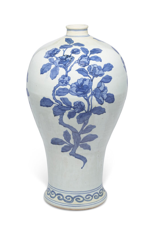A large blue and white vase, meiping, Late Ming dynasty, 17th century