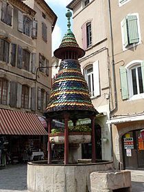 210px-Anduze_fontaine_Pagode
