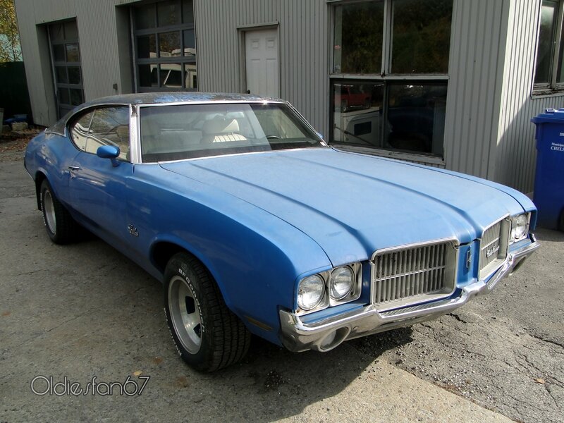 oldsmobile-cutlass-holiday-coupe-1971-a