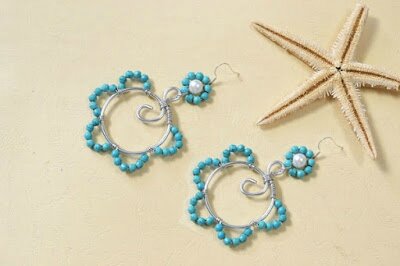 Easy Tutorial on How to Make Wire Wrapped Flower Beads Earrings3