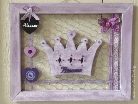 cadre couronne lila