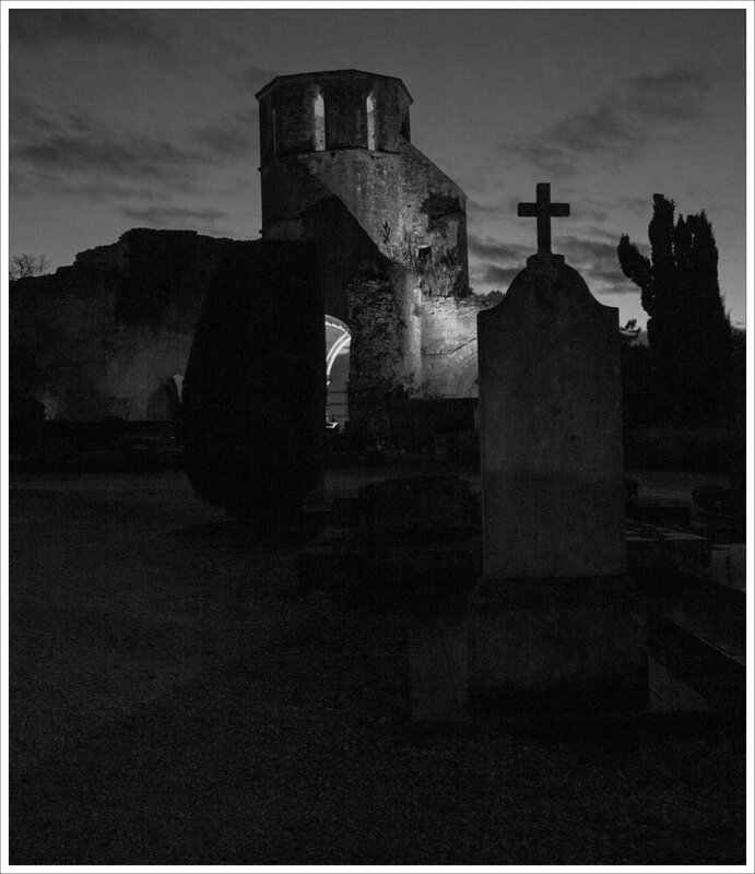 Marans eglise cimetiere aube 131116 nb