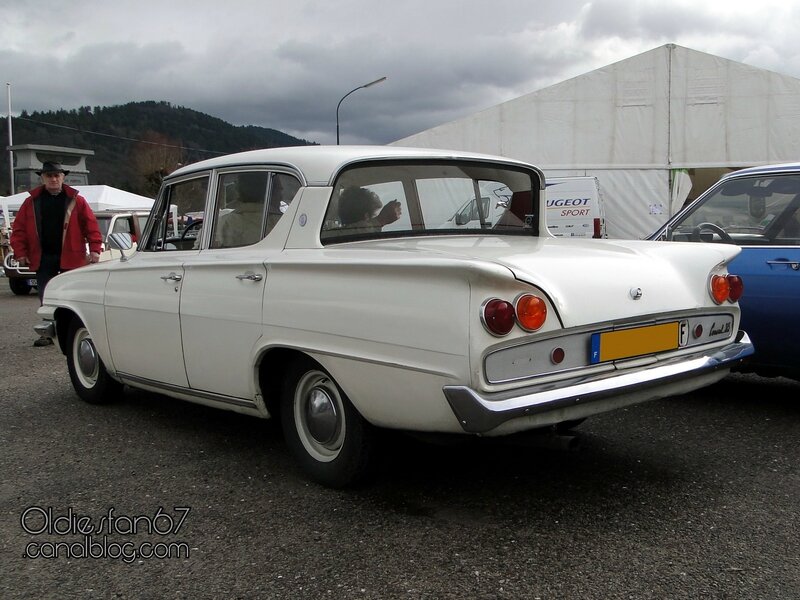 ford-consul-315-4door-1961-1963-4