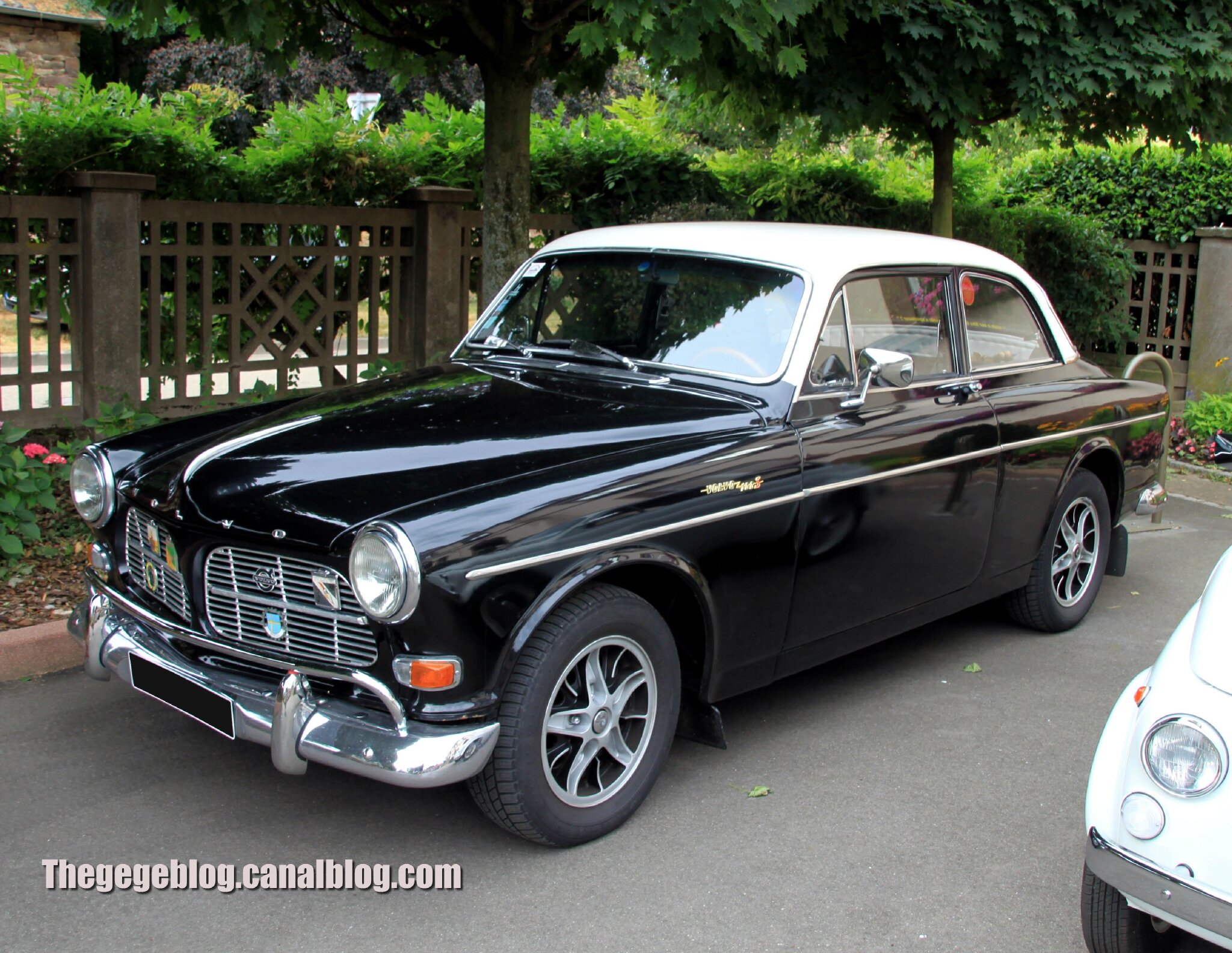 Volvo 122 S coach 2 portes (1958-1970)(Retrorencard aout 2013) 01