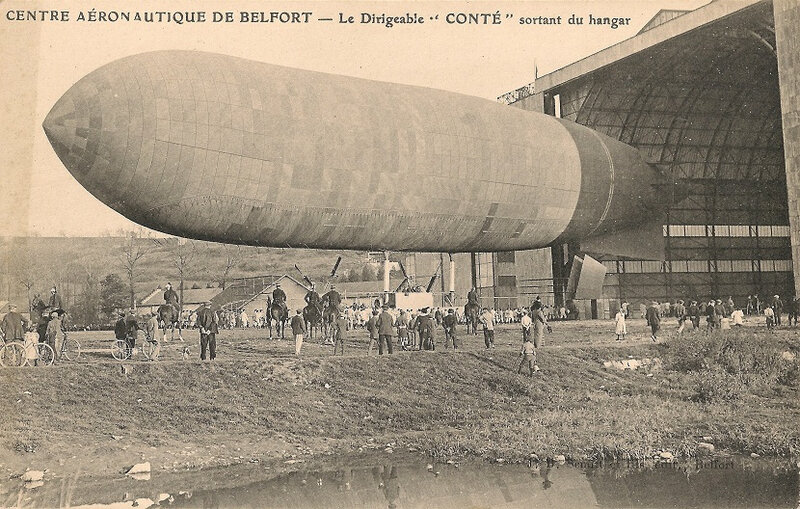 Belfort CPA Dirigeable Comté hangar