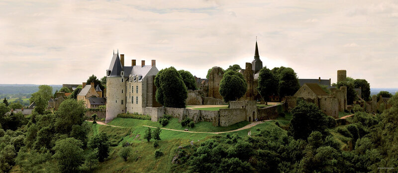 sainte-suzanne-vue-panoramique
