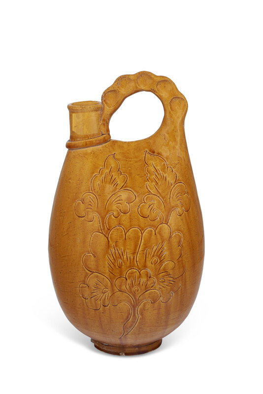 An amber-glazed pottery ewer, Liao dynasty (907-1125) or later