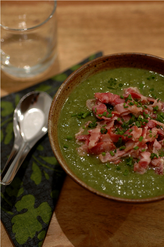 Velouté cresson-céleri boule, chiffonnade de lardons