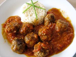 recettes plats Boulettes de boeuf aux pruneaux et aux épices