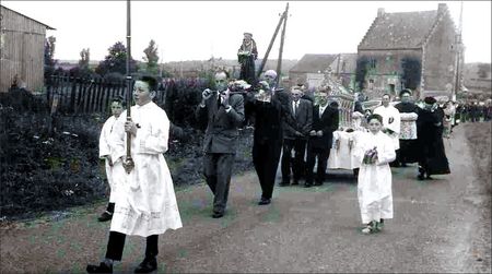 Moustier_en_Fagne_Procession_St_Dodon