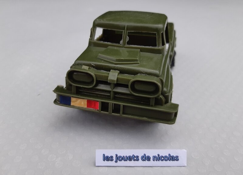 JB 00682