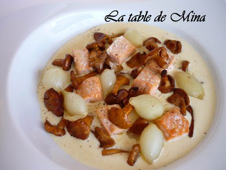 Blanquette de saumon aux girolles et oignons grelots Blanquette de saumon aux girolles et oignons grelots