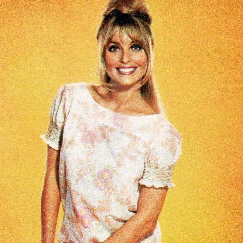 1966-sharon_tate_by_Virgil Apger-promo-dont_make_waves-7-2b