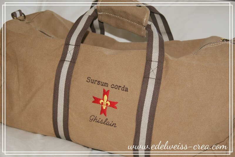 Sac polochon XXL vintage sable - Croix scout d'europe - Sursum corda