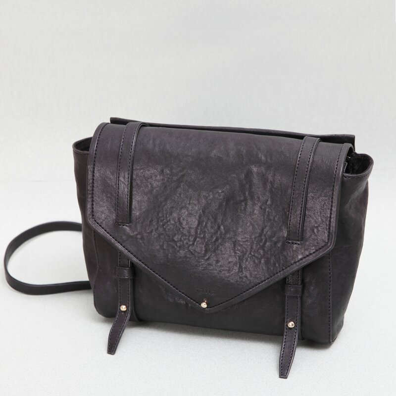 Carole black face Sac Talla