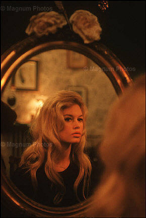 1958-paris-chez_bb-avec_distel-par_tikhomiroff-030-1