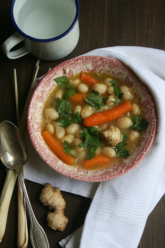 Soupe d'haricots à écosser à la citronnelle et gingembre - Minouchka 1
