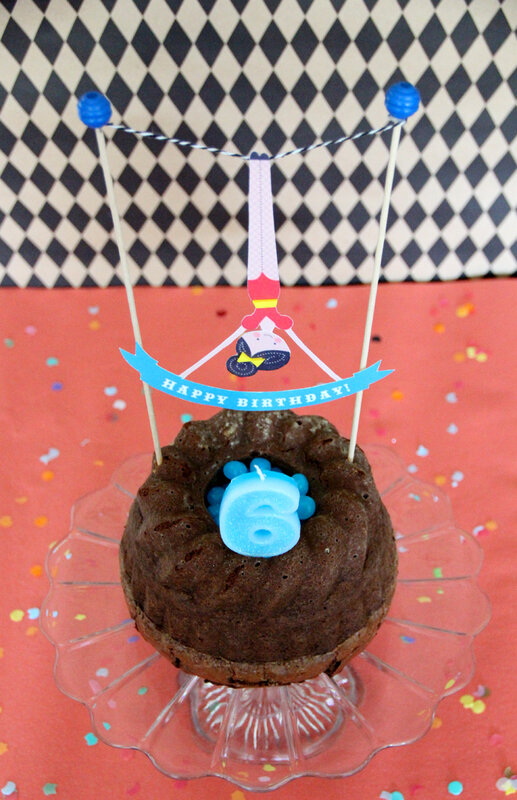 cake_topper_circus