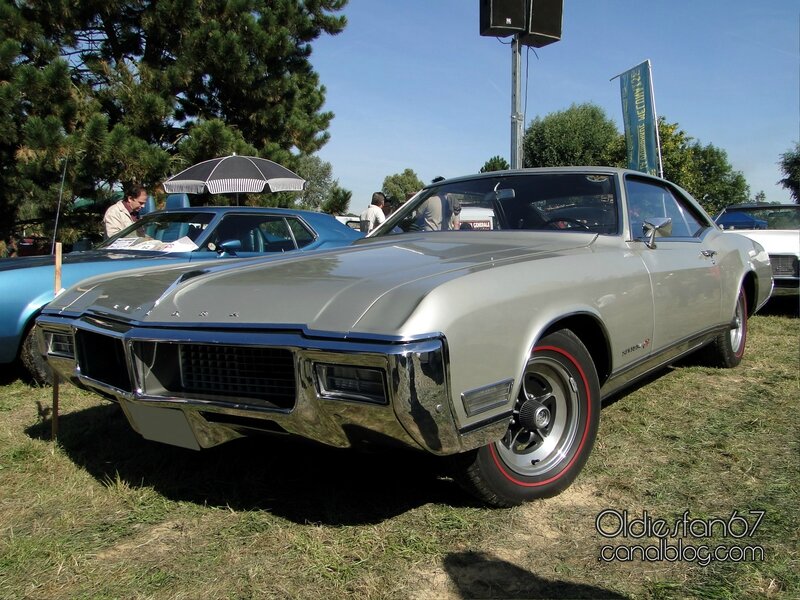 buick-riviera-gs-1968-03