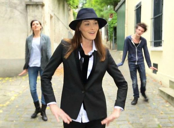 carla-bruni-2_reference_article