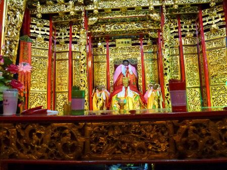 intérieur du temple chinoisYANGOON 531