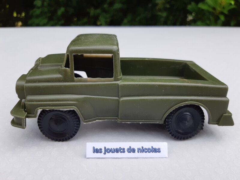 JB 00682