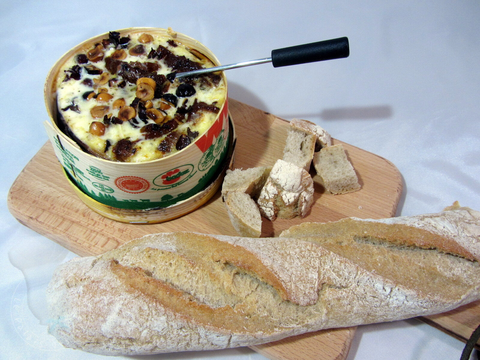 Mont d'or tomates séchées noisettes