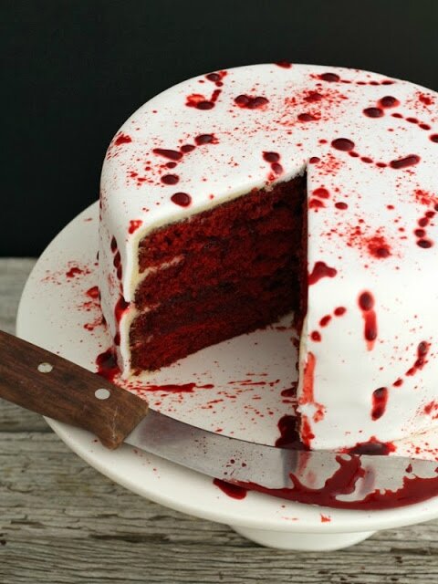 vampire-red-velvet-halloween-cake-13