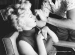 1954-LA-Make_Up-021-2-Marilyn-Monroe-MHG-MMO-P-33