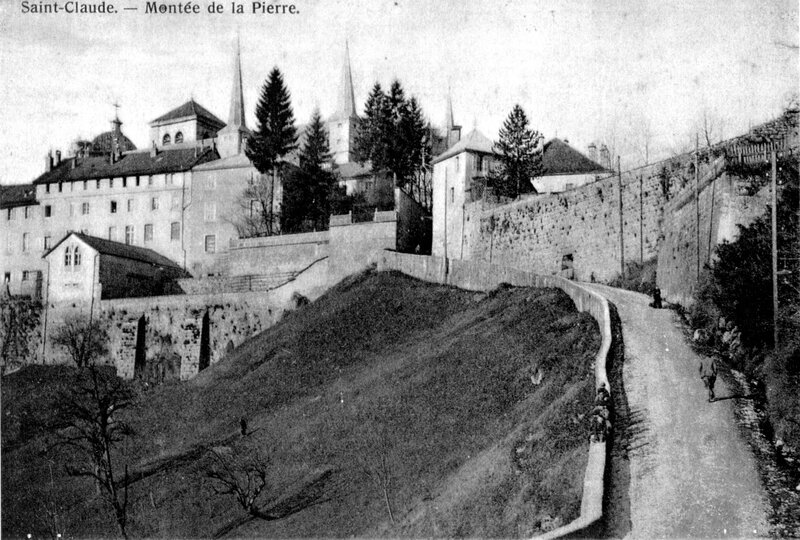 La Montée De La Pierre-59