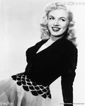 04_544880_en_1948_marilyn_affiche_une_criniere_637x0_4