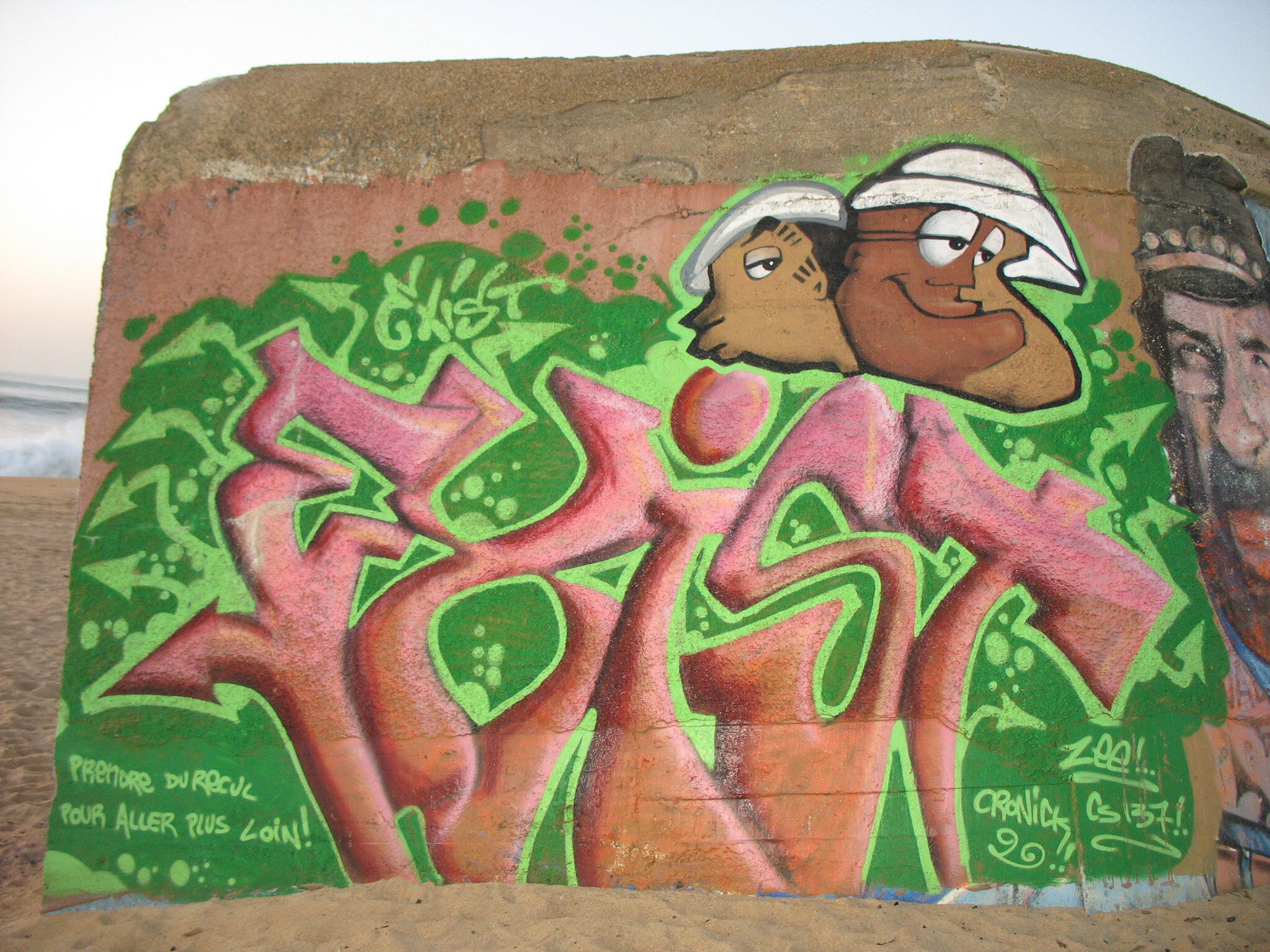 Tarnos, plage du Métro, blockhaus, tag (40)