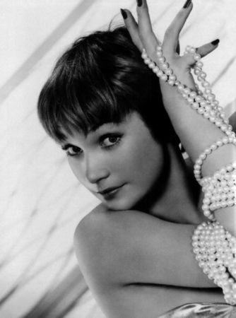 Shirley_MacLaine_shirleymac