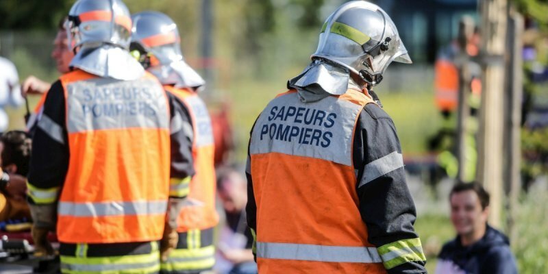 La chute d'un pin sur un câble déclenche un incendie à Cours les Bains