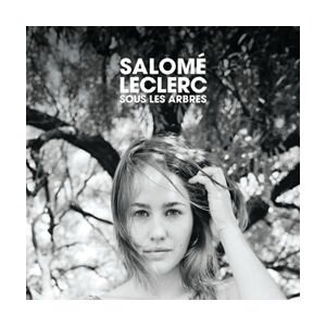 salome-leclerc-sous-les-arbres