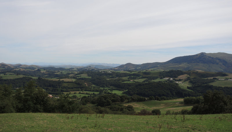 Mont Ursuya, à travers champs, second panorama (64)