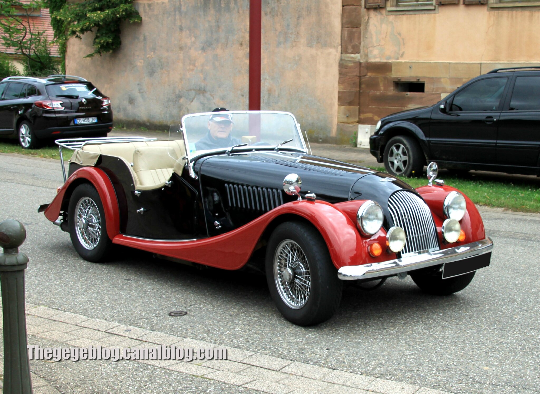Morgan plus 4 2+2 convertible (Retrorencard aout 2012) 01
