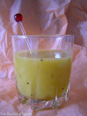 Jus_orange_kiwi_banane_300