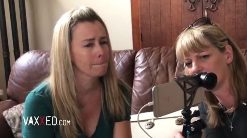 ob_64edd4_maman-et-polly-vaxxed