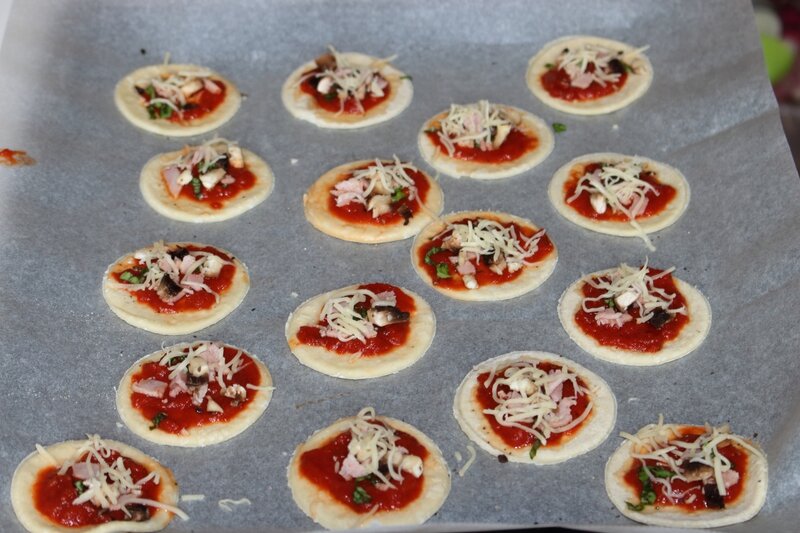 mini pizza apéritif