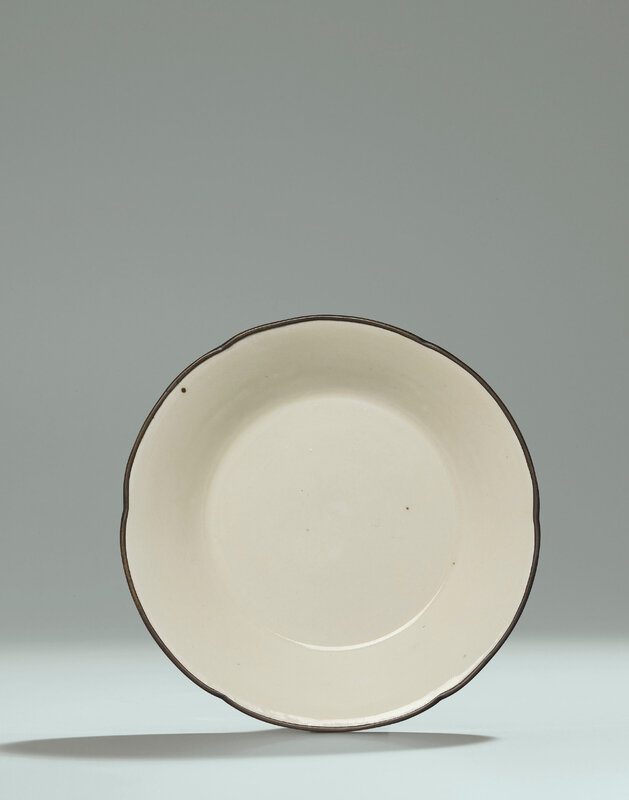 A small Ding hexafoil dish, Northern Song Dynasty (960-1127)