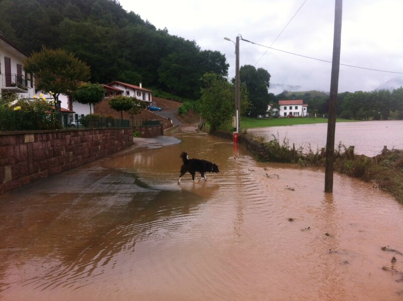 Inondation Rabeux 3 décrue 4 h Larrenborda