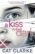A Kiss in the Dark Cat Clarke Quercus collection R