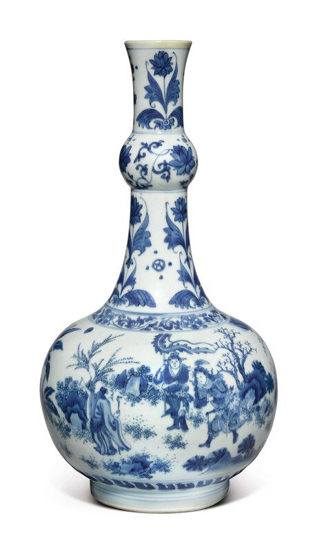 A blue and white 'figural' garlic-neck bottle vase, Ming dynasty, Chongzhen period (1628-1644)