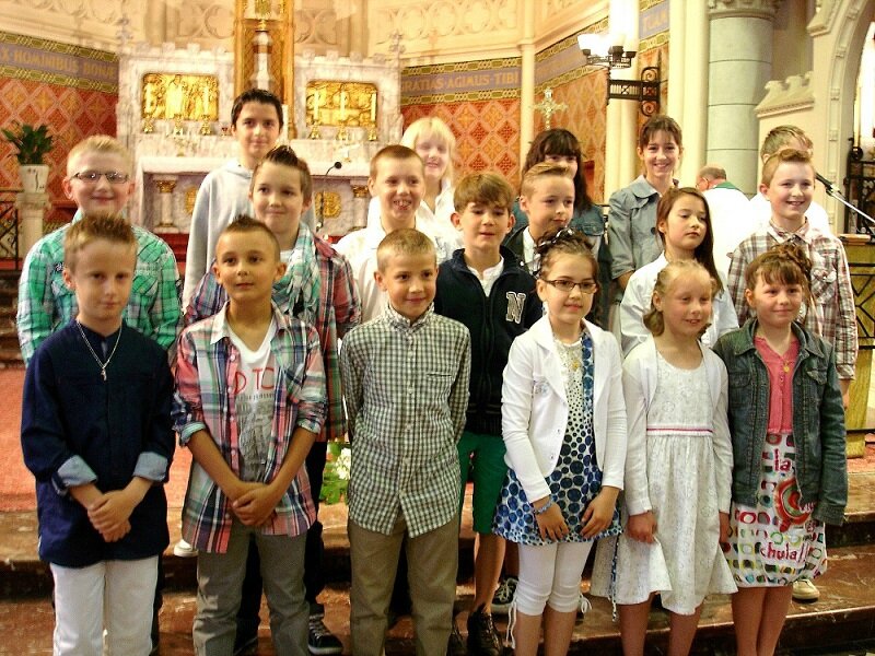 2013-06-19-entrées en eucharistie-VIEUX-BERQUIN (15)