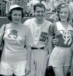 1949-07-09-Chicago-1-wrigley_field-baseball-011-1c